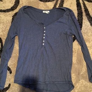 Long sleeve floral sleeve tee